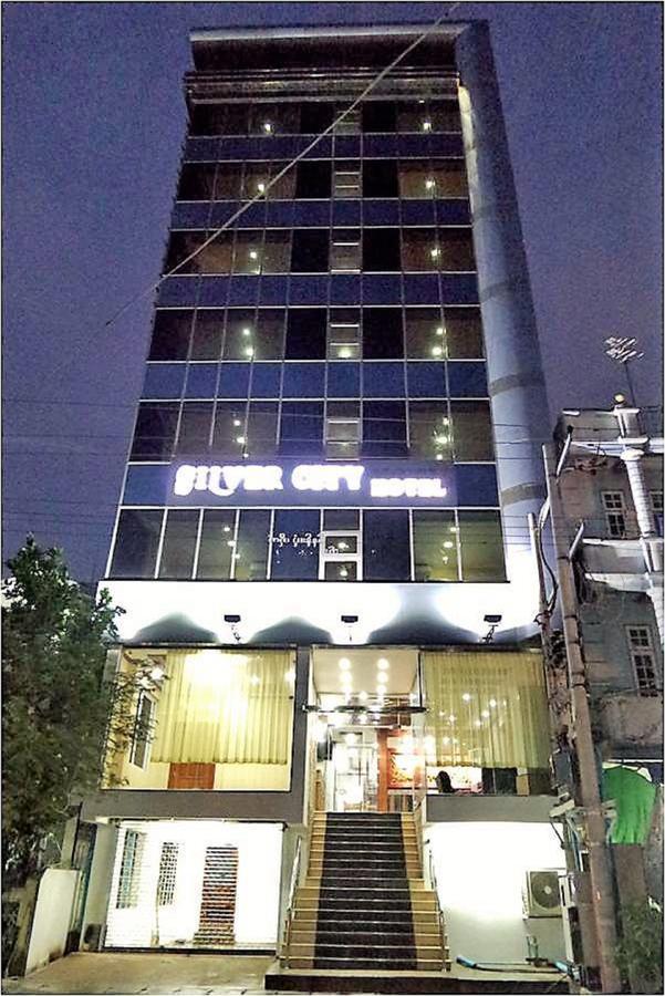 Silver City Hotel Mandalay Buitenkant foto