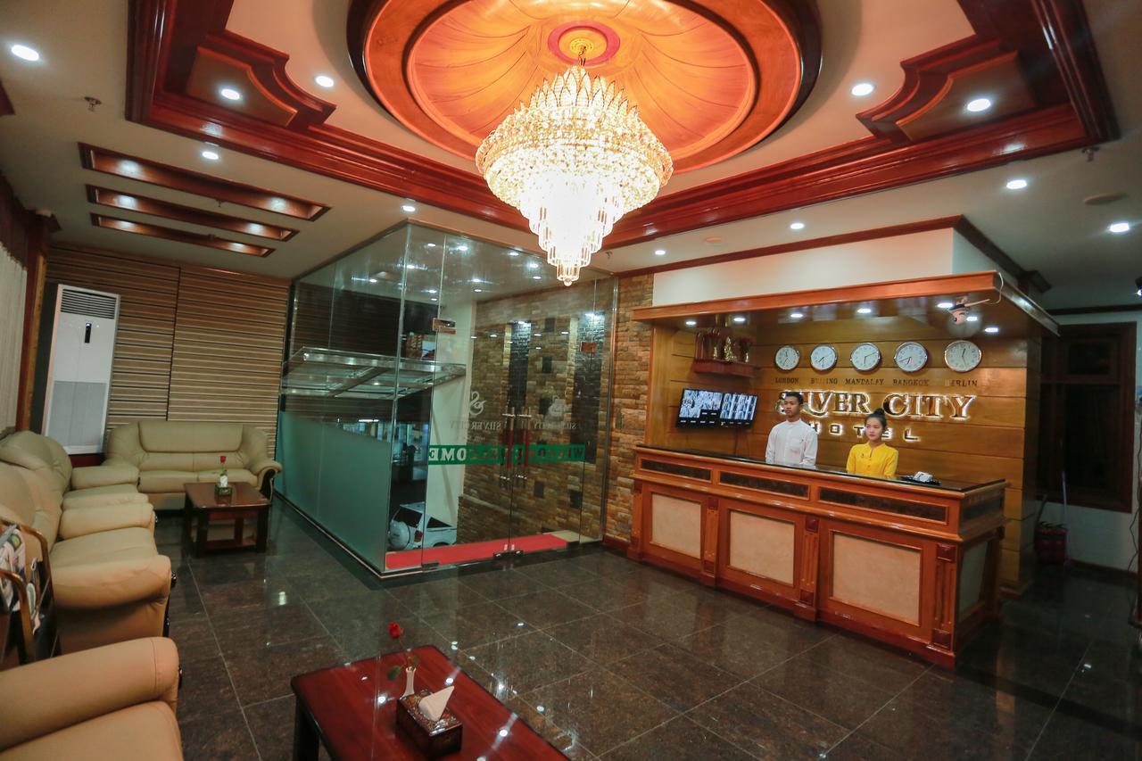 Silver City Hotel Mandalay Buitenkant foto