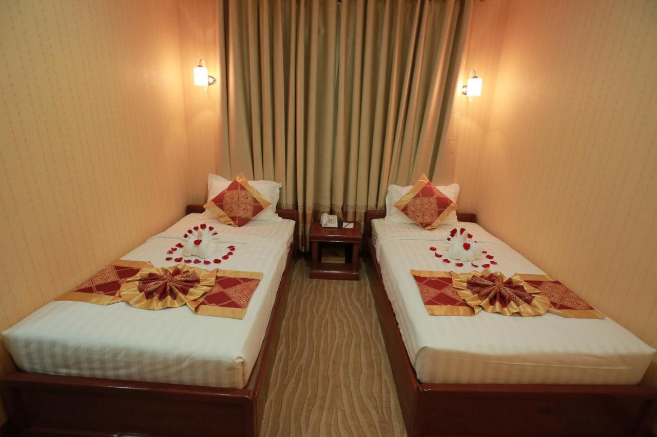 Silver City Hotel Mandalay Buitenkant foto